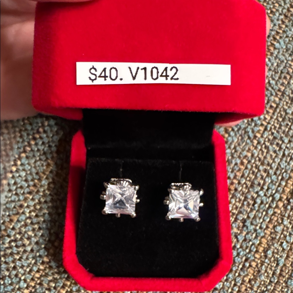 3057 Swarovski Crystal Elements Post Earrings - image 3